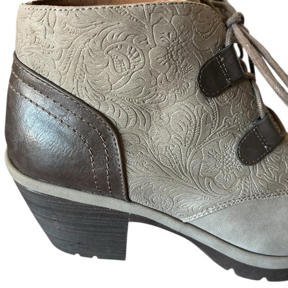 Eurosoft by Sofft Talen Ankle Boots for Women Size 9.5 - Picture 9 of 12